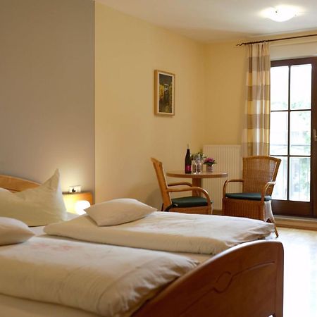 Weingut Schilling Hotel Seinsheim Eksteriør billede